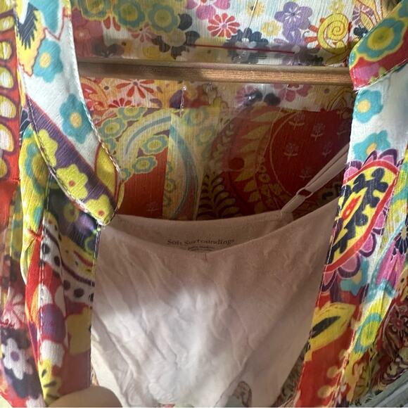 Soft Surroundings Paisley Park Tunic NWOT Size Medium Petite - Picture 11 of 11